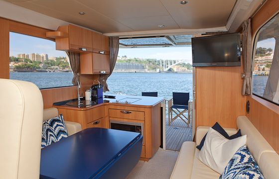 Greenline 33