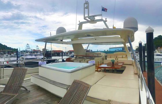 Azimut Jumbo 105'
