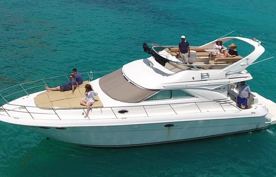 SeaRay 41 with Fly Bridge