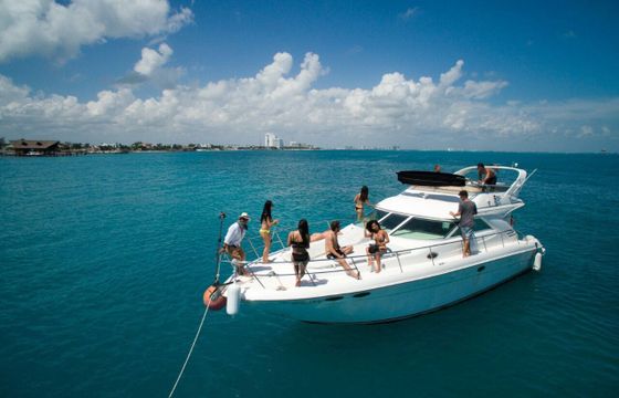 SeaRay 41 with Fly Bridge
