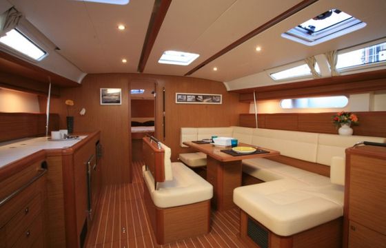 Sun Odyssey 49i