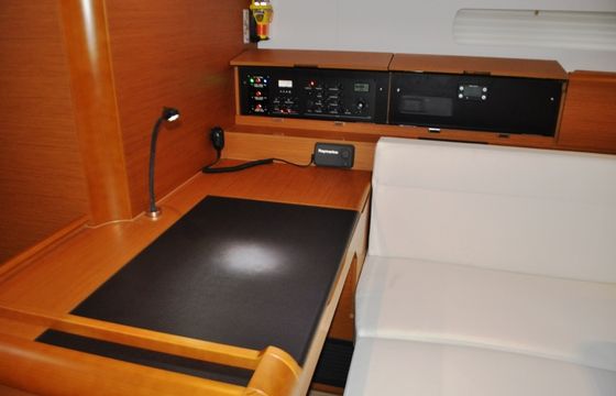 Sun Odyssey 519