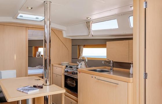 Beneteau Oceanis 35 Cruiser