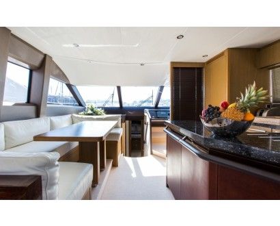 Princess 64 Fly white