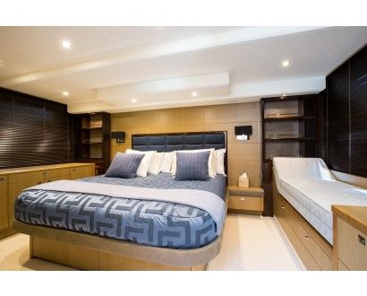 PRINCESS 64 FLY Blue