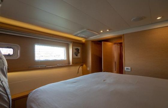 Lagoon 560