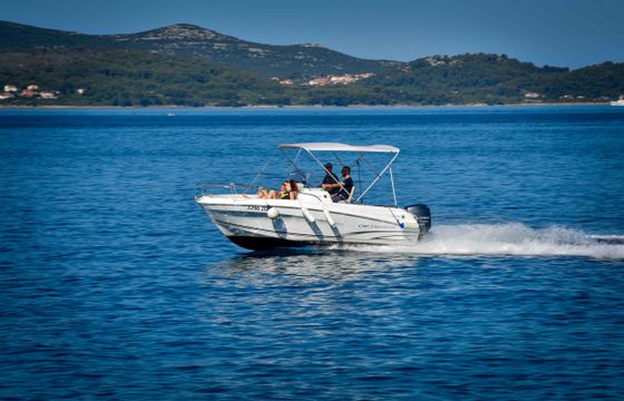 Cap Camarat 5.5 CC