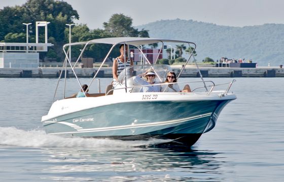 Jeanneau Cap Camarat 6.5 CC