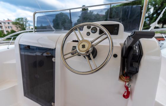 Elan Fishingline 650 Cabin