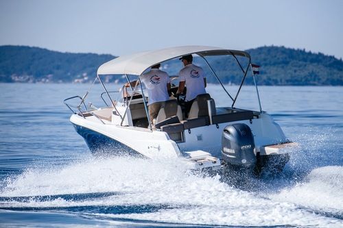 Jeanneau Cap Camarat 6.5 WA (150 HP)