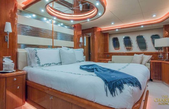 Sunseeker Luxury Yacht