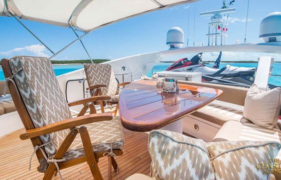 Sunseeker Luxury Yacht