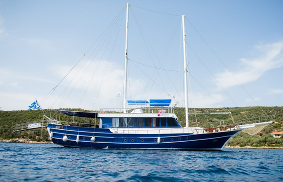 M/S EROS