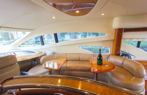 Azimut 62