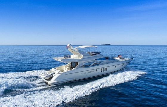 Azimut 62