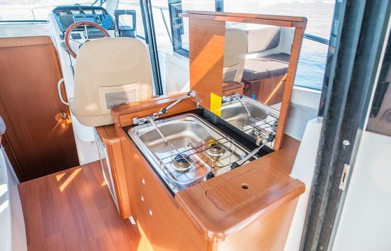 JEANNEAU MERRY FISHER 855