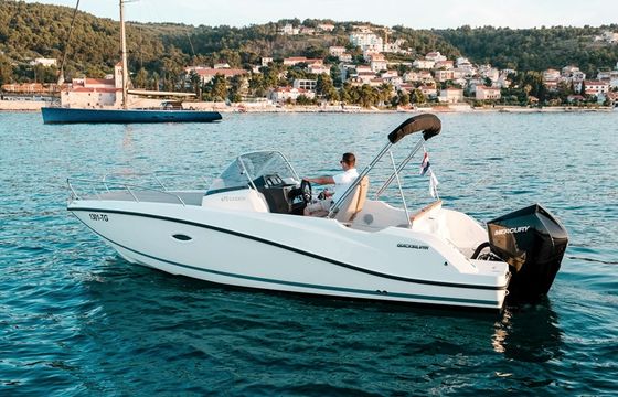 QUICKSILVER 675 ACTIV SD