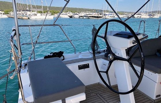 OCEANIS 51.1 BT (20) - PEARL DREAMS