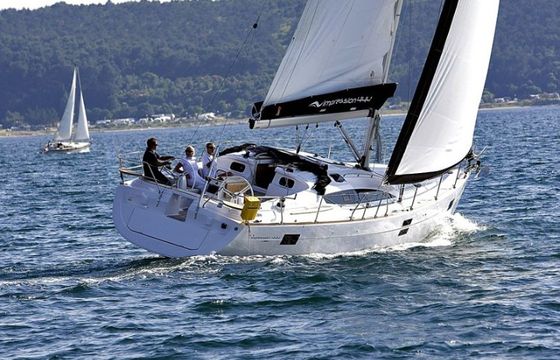 ELAN 444 IMPRESSION BT - SAGITTA