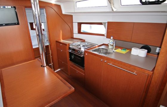 OCEANIS 38 BT - FEDE