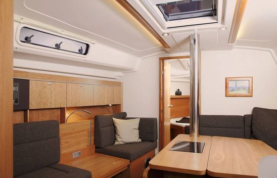 Hanse 385
