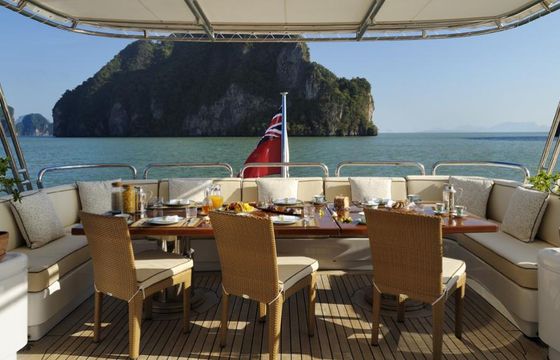 M/ Y Oasis