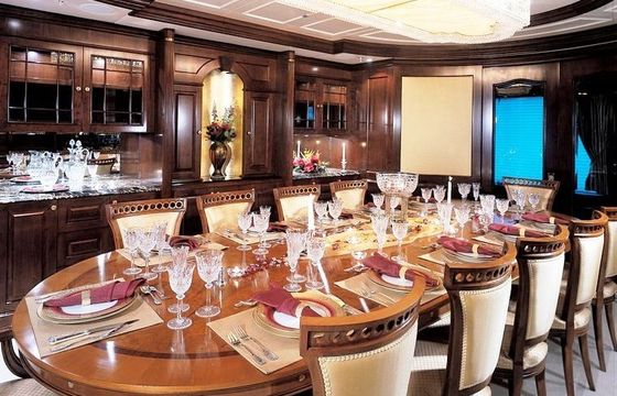 M/Y Mustique