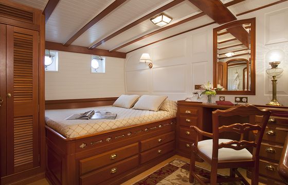 S/Y Elena