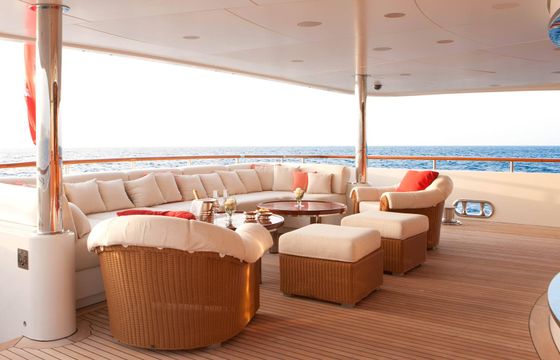 M/Y St David