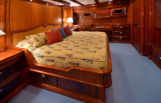 M/Y Excellence