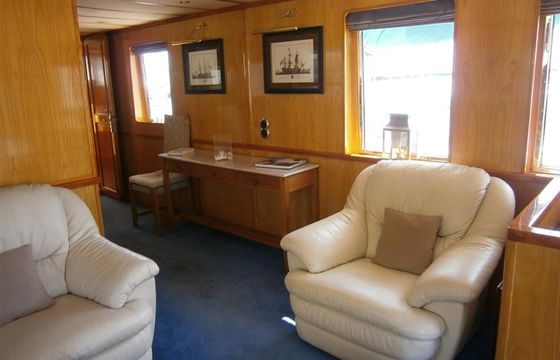 Atlantic Lady