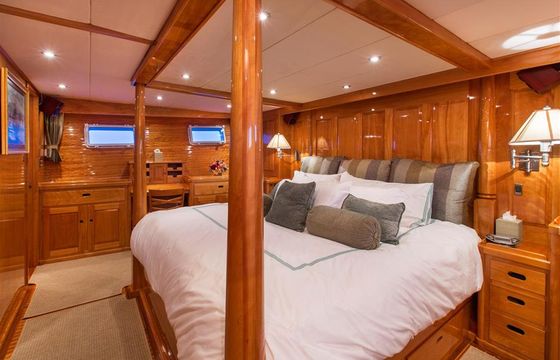 Tumblehome