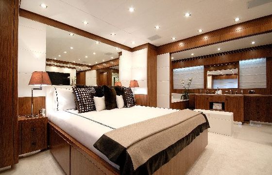 M/Y Pure