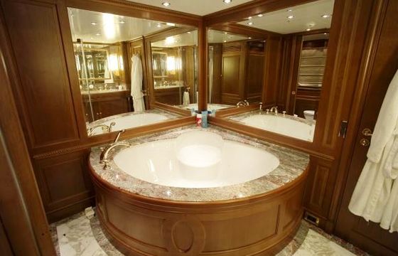 M/Y Enigma