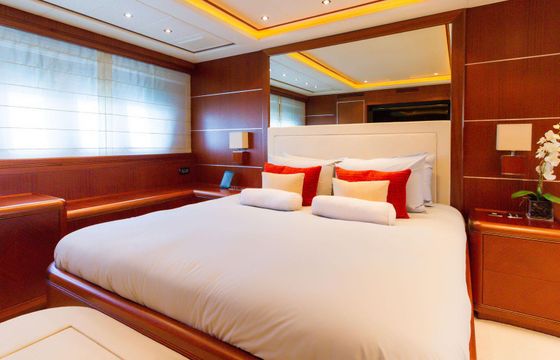 M/Y Lady J