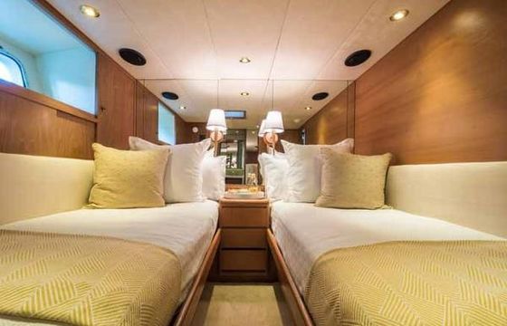 Feadship Yacht Fisherman 87'