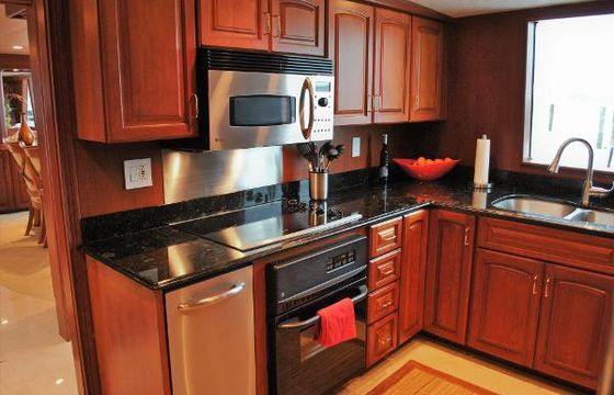 Voyager Tri-deck 87'