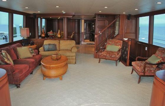 Voyager Tri-deck 87'