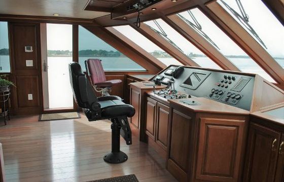Voyager Tri-deck 87'