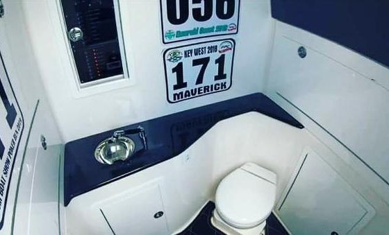 Deep Impact 399 Cabin 39'