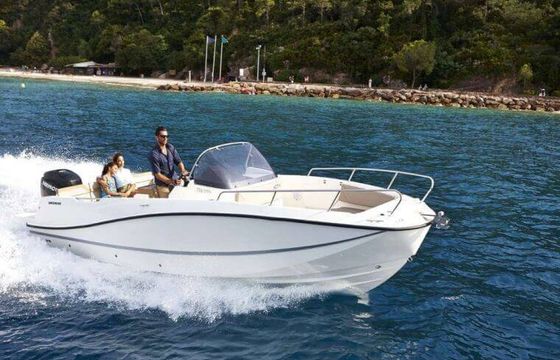 Quicksilver Activ 755 Open