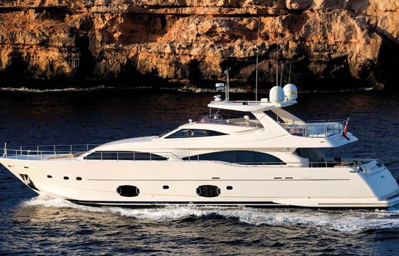 FERRETTI CUSTOM LINE 97