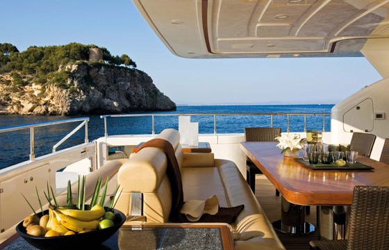 FERRETTI CUSTOM LINE 97