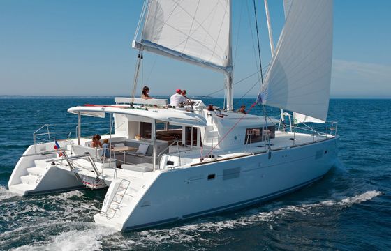 FO'S (generator, air condition,water maker, 2 SUP free of charge) 