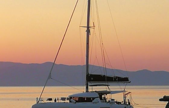AKTIS (air condition, generator, watermaker)