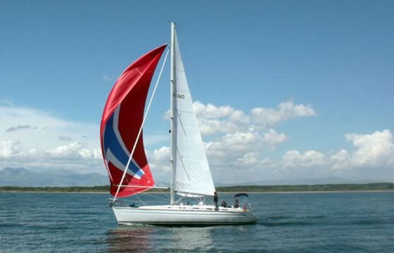 Danai (with Bowthruster ,Solar Panels, New Sails)