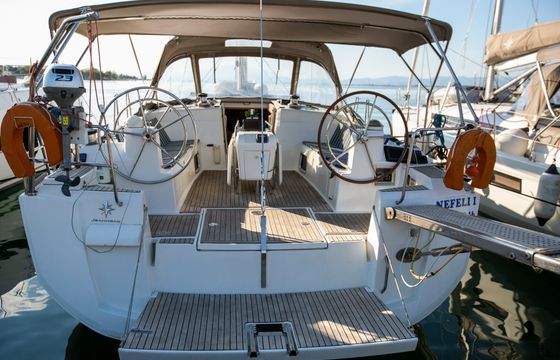 Alntemparan | with A/C, generator, inverter, solar panels