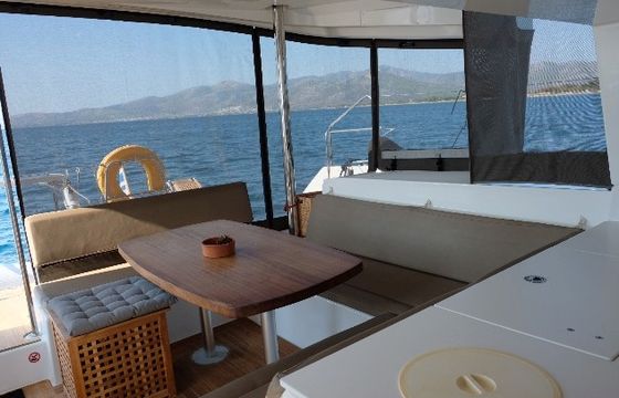 Iris IV (Queen cabin 3)