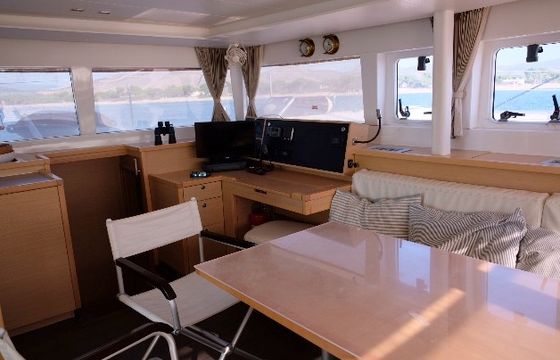 Iris IV (Queen cabin 3)