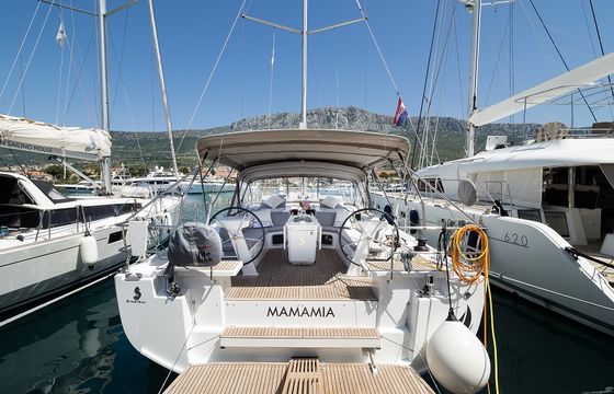 MAMAMIA (WITH AC&GENERATOR OWNER VERSION)